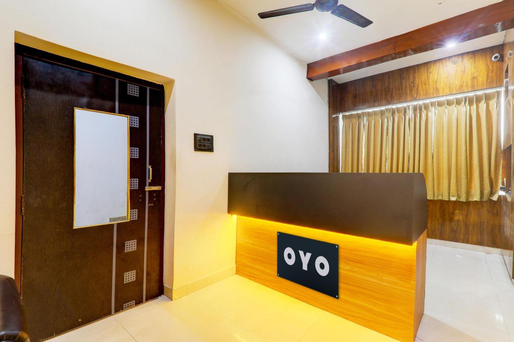 Hotel O Sr Grand ゴーラクプル エクステリア 写真